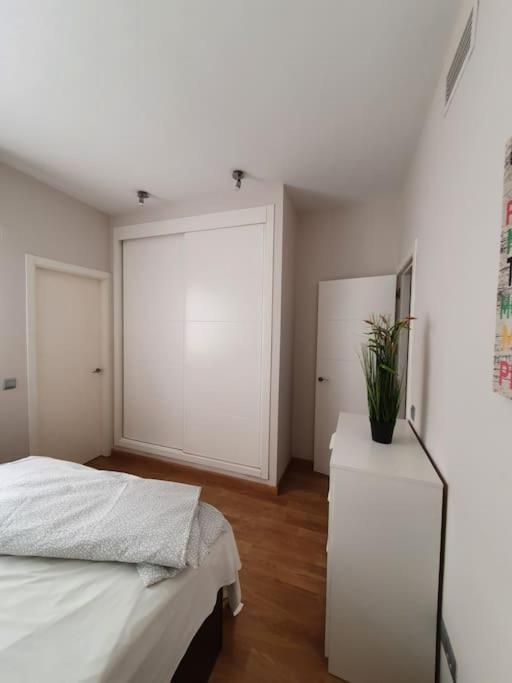 Apartament Modern A Few Minutes To The Center - Trip *
